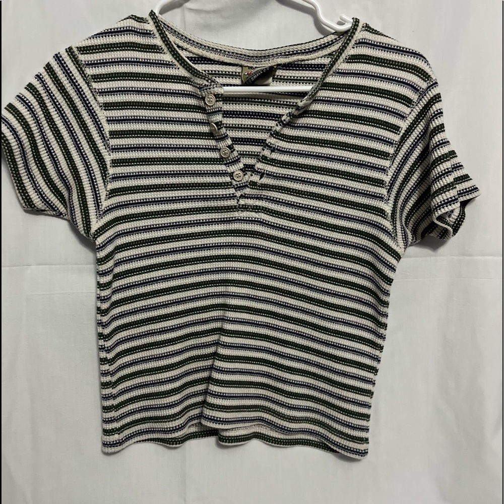 Tiny knitted shirt